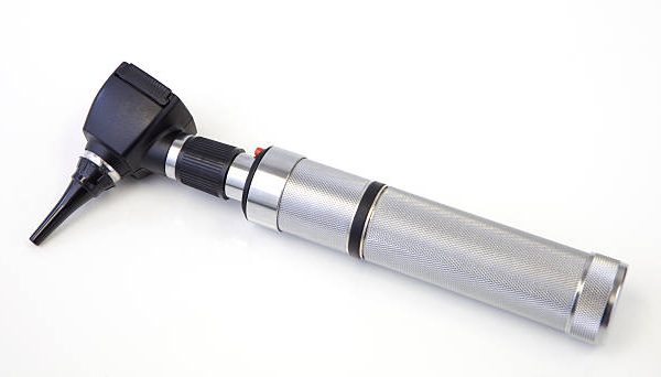 Optical scope for viewing the inner ear.